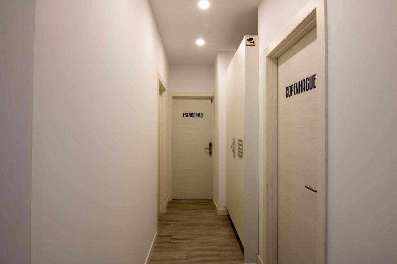Suite copenhague León Exterior foto